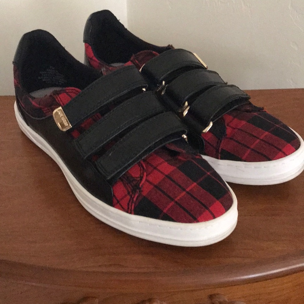 Anne Klein sport sneakers